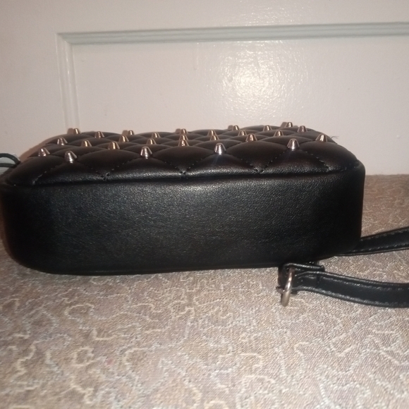 Rebecca Minkoff Black Quilted Crossbody Bag with Silver Chain - Picture 6 of 9